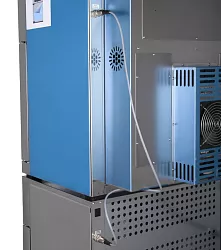 Chlazená vakuová sušárna Memmert VO 29 cool SET včetně vývěvy, spodní skříňky a propojovacího kompletu