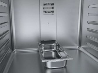 Pasivní regulace vlhkosti, nucená cirkulace vzduchu v komoře (s ventilátorem).