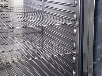 Inkubátor Memmert ICP 260 s boční průchodkou (volitelné vybavení)