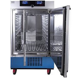 Inkubátor Memmert ICP 260 s boční průchodkou (volitelné vybavení)