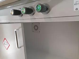 Laboratorní digestoře, ukázky realizací
