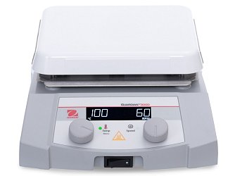 Typ e-G31HS07C s pracovní plochou o velikosti 178 x 178 mm a teplotním rozsahem +5 °C nad teplotou okolí až 500 °C.
