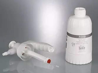 Ruční tlakový postřikovač s nastavitelnou tryskou a přetlakovým ventilem vhodný pro použití v potravinářském průmyslu. Objem 1200 ml.