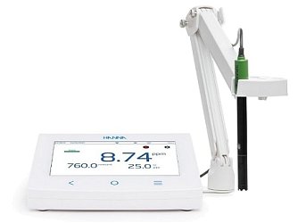 Stolní oximetr HI 6421 měří rozpuštěný kyslík pomocí optické luminiscenční nebo polarografické sondy. Vyniká vysokou kvalitou měření a jednoduchým ovládáním pomocí 7″ barevného dotykového displeje.