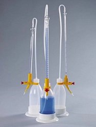 Skleněné automatické byrety dle Schillinga nabízíme v objemu 5, 10, 15, 25 a 50 ml. Dodávají se včetně plastové láhve o objemu 500 nebo 1000 ml.