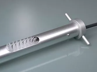 Čisticí kartáč pro snadné čištění vzorkovačů.