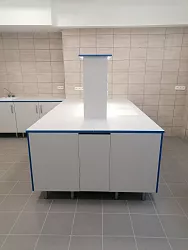 Realizace laboratorního nábytku a digestoří: Dukol Ostrava