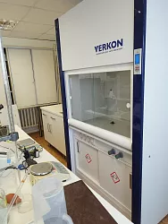 Realizace laboratorního nábytku a digestoří: MS cukrovary Hrušovany nad Jevišovkou