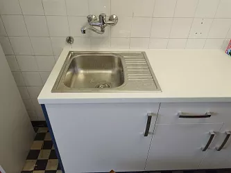 Realizace laboratorního nábytku a digestoří: MS cukrovary Hrušovany nad Jevišovkou