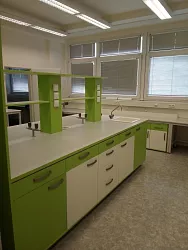 Realizace laboratorního nábytku a digestoří: Ústav experimentální medicíny AV ČR Praha