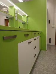 Realizace laboratorního nábytku a digestoří: Ústav experimentální medicíny AV ČR Praha