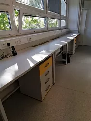 Realizace laboratorního nábytku a digestoří: Ústav experimentální medicíny AV ČR Praha, druhá laboratoř