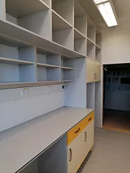 Realizace laboratorního nábytku: AV ČR – oddělení mikroskopie
