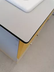 Realizace laboratorního nábytku: AV ČR – oddělení mikroskopie
