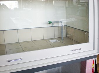 Rekonstrukce laboratorních digestoří - po dokončení