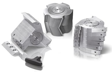 Pro mlýny SM 100 a SM 200 jsou k dispozici 2 typy rotorů (rotor s paralelním řezem nebo 6diskový rotor), pro mlýn SM 300 navíc i V-rotor. Rotory se objednávají samostatně.