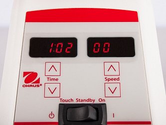Třepačka Ohaus typu vortex VXMNDG s digitálním ovládáním