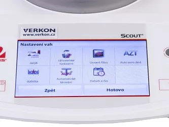 Kompletní menu v češtině (možnost výběru z 9 jazyků).
