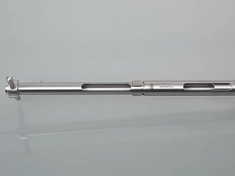 Univerzální vzorkovač s otevřenou vnitřní trubicí s několika otvory (bez samostatných komor).