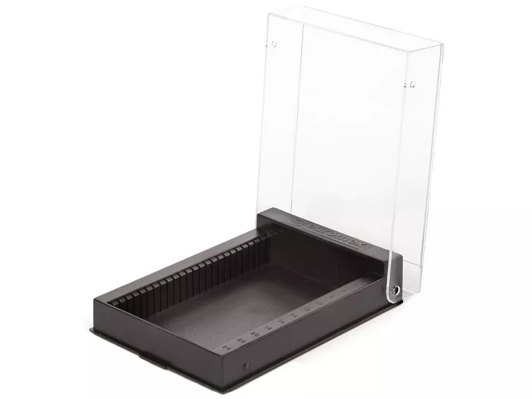 plastový box s vnitřním žebrováním, průhledné víko