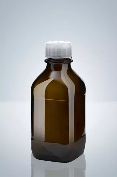 Hnědá hranatá zásobní láhev o objemu 500 ml se objednává samostatně.