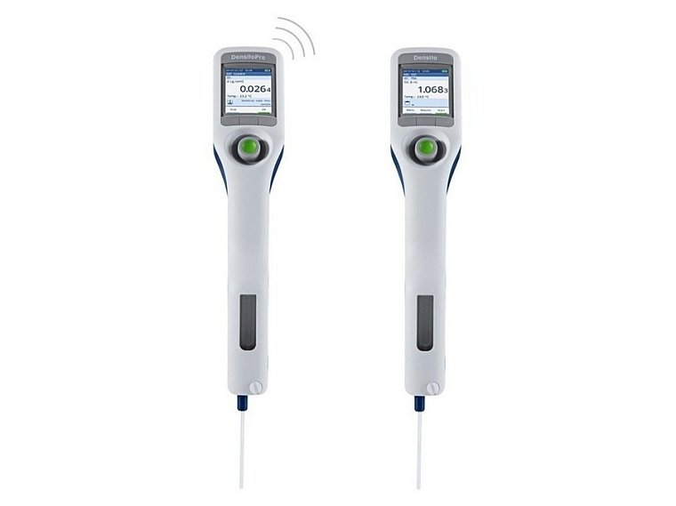 Density2Go Pro a Density2Go: Dobře čitelný barevný 2,4" displej, 3 navigační tlačítka a joystick pro snadné ovládání. Možnost výběru z více jazyků.