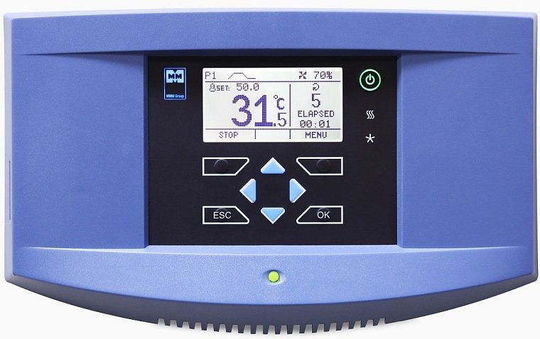 Ovládací panel ECO line s dobře čitelným displejem a intuitivním ovládáním. Ovládací prvky umístěny na fóliové klávesnici. Mechanická odezva tlačítek.