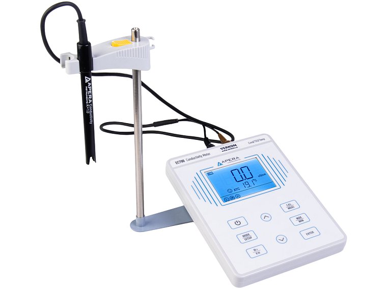 Konduktometr stolní Apera EC 700