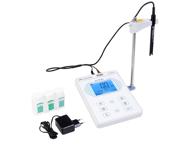 Konduktometr stolní Apera EC 700