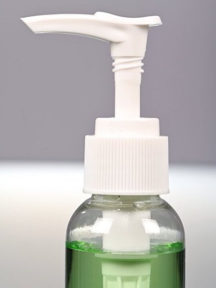 Láhev s dávkovací pumpičkou