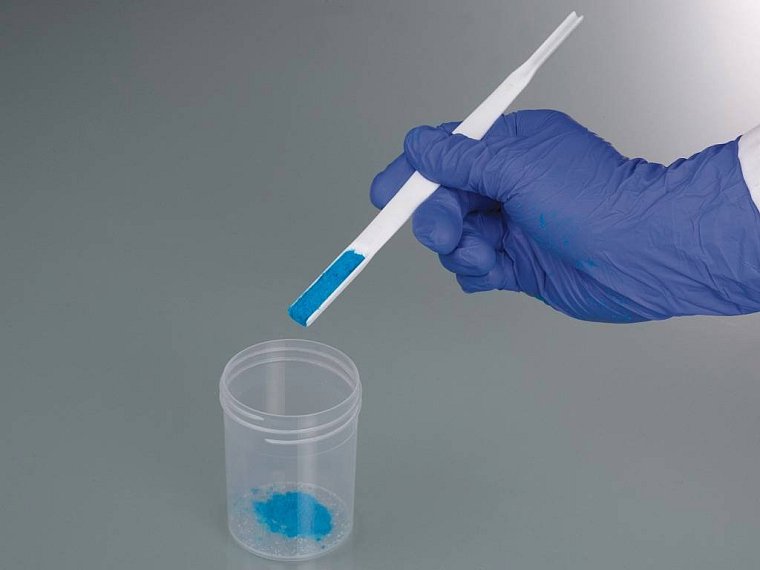 Lžička SteriPlast na práškové materiály, sterilní