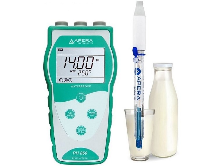 pH 850 DP s kombinovanou pH elektrodou LabSen 823 pro mlékárenský průmysl