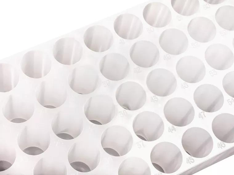 Stojan na mikrozkumavky 1,5 a 2,0 ml, různé barvy, PP