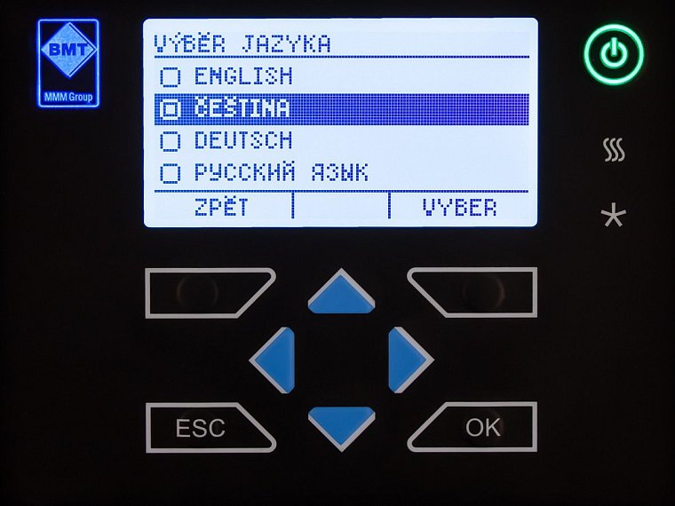 Kompletní menu v češtině. Možnost výběru z více jazyků.