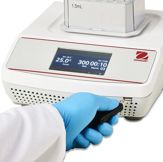 Třepačka Ohaus s ohřevem/chlazením