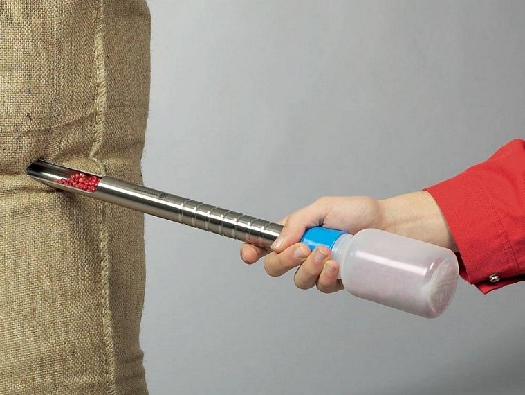 Vzorkovač QuickPicker na sypké materiály