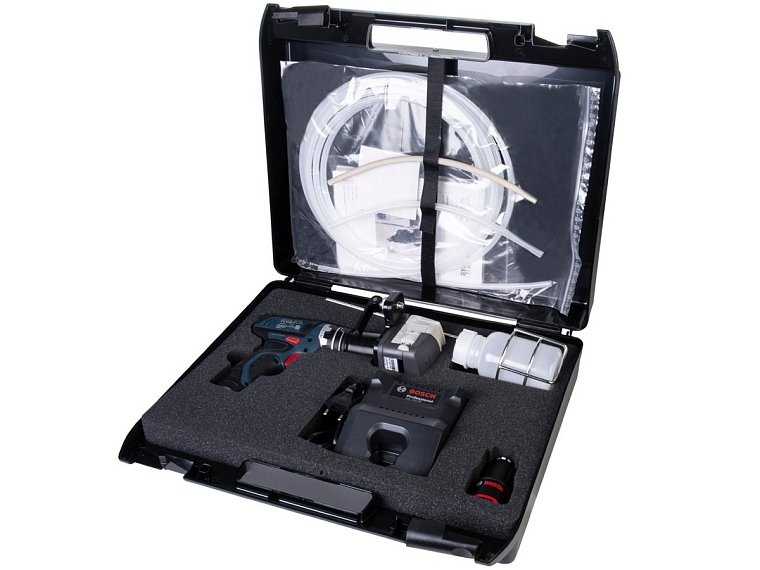 Součástí dodávky vzorkovače je i praktický přenosný kufřík.