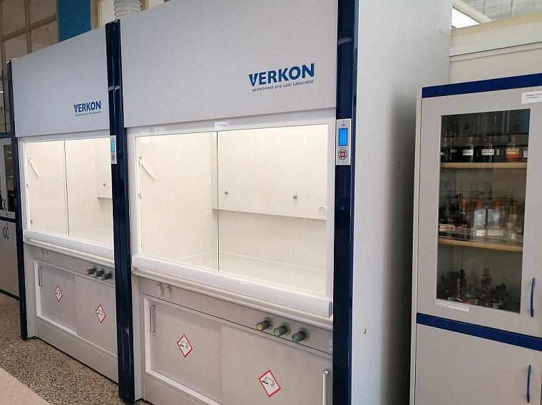 Laboratorní digestoře, ukázky z realizací